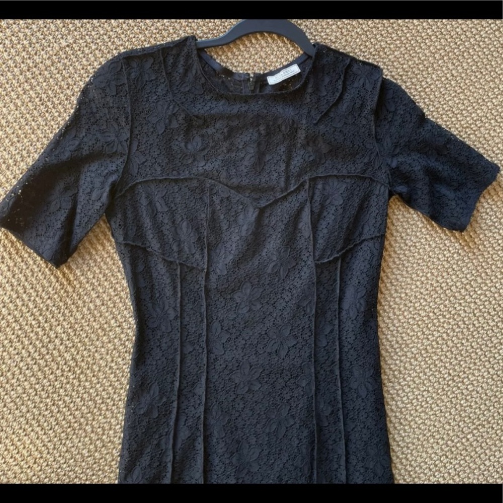 Nina Ricci gown, floral lace with silk slip - Picture 6 of 12